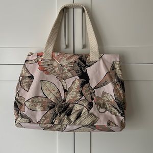 Maaji overnight tote, never used